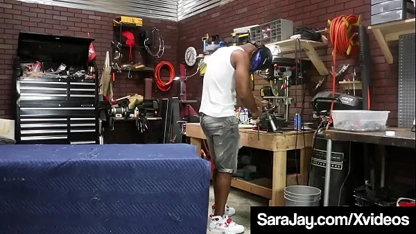 Fresh PAWG Milf Queen, Sara Jay, has to open sesame for a big black cock mechanic to pay for her car repair in this greasy dirty auto shop fuck clip ! Full Video & Sara Jay Live drive Tube