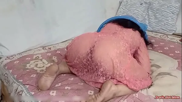 Fresh Indian bhabhi anal fucked in doggy style gaand chudai by Devar when she stucked in basket while collecting clothes drive Tube